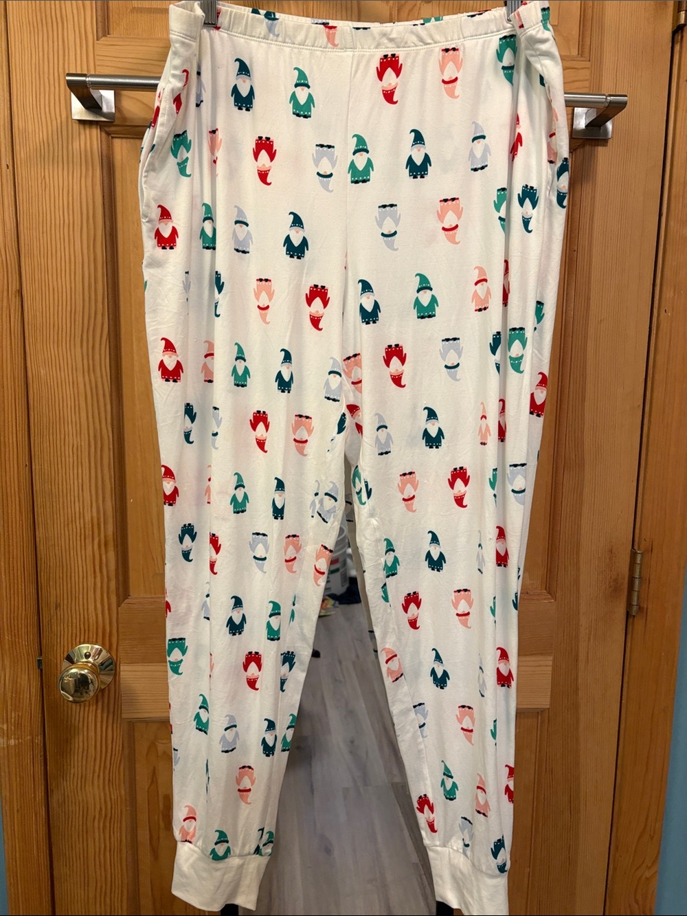 Oversized White Christmas Gnome PJ Pants Sz XL